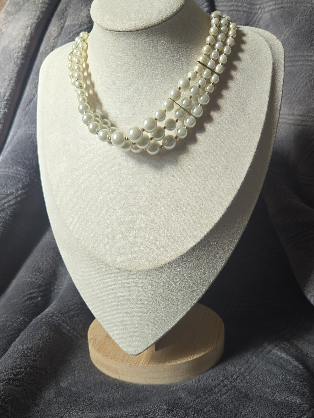 Vintage Y2k Ann Klein Classic Ivory Faux Glass Pearl Necklace Choker